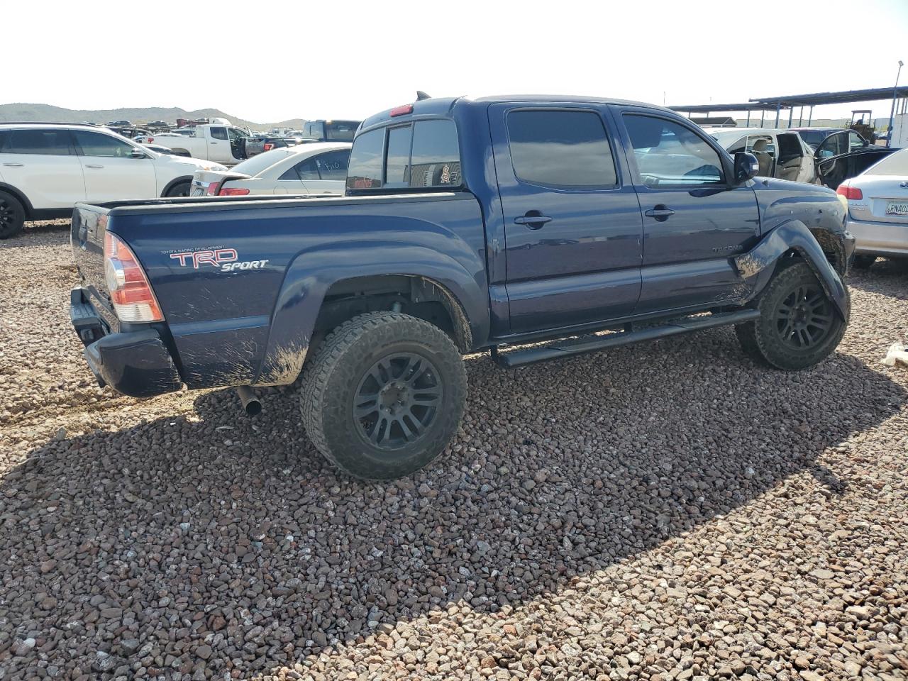 Photo 2 VIN: 3TMJU4GN2CM132664 - TOYOTA TACOMA 