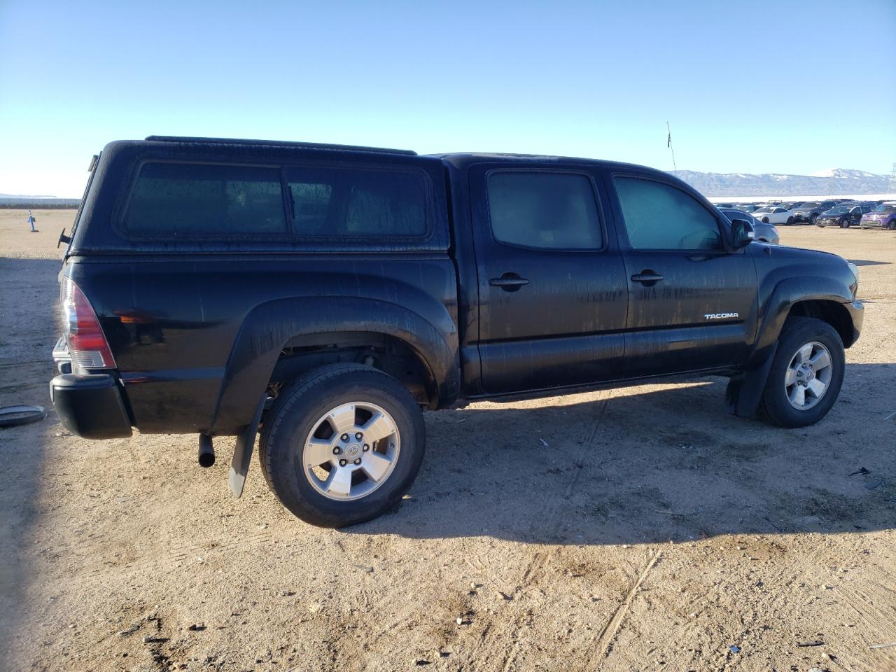 Photo 2 VIN: 3TMJU4GN2DM140927 - TOYOTA TACOMA 