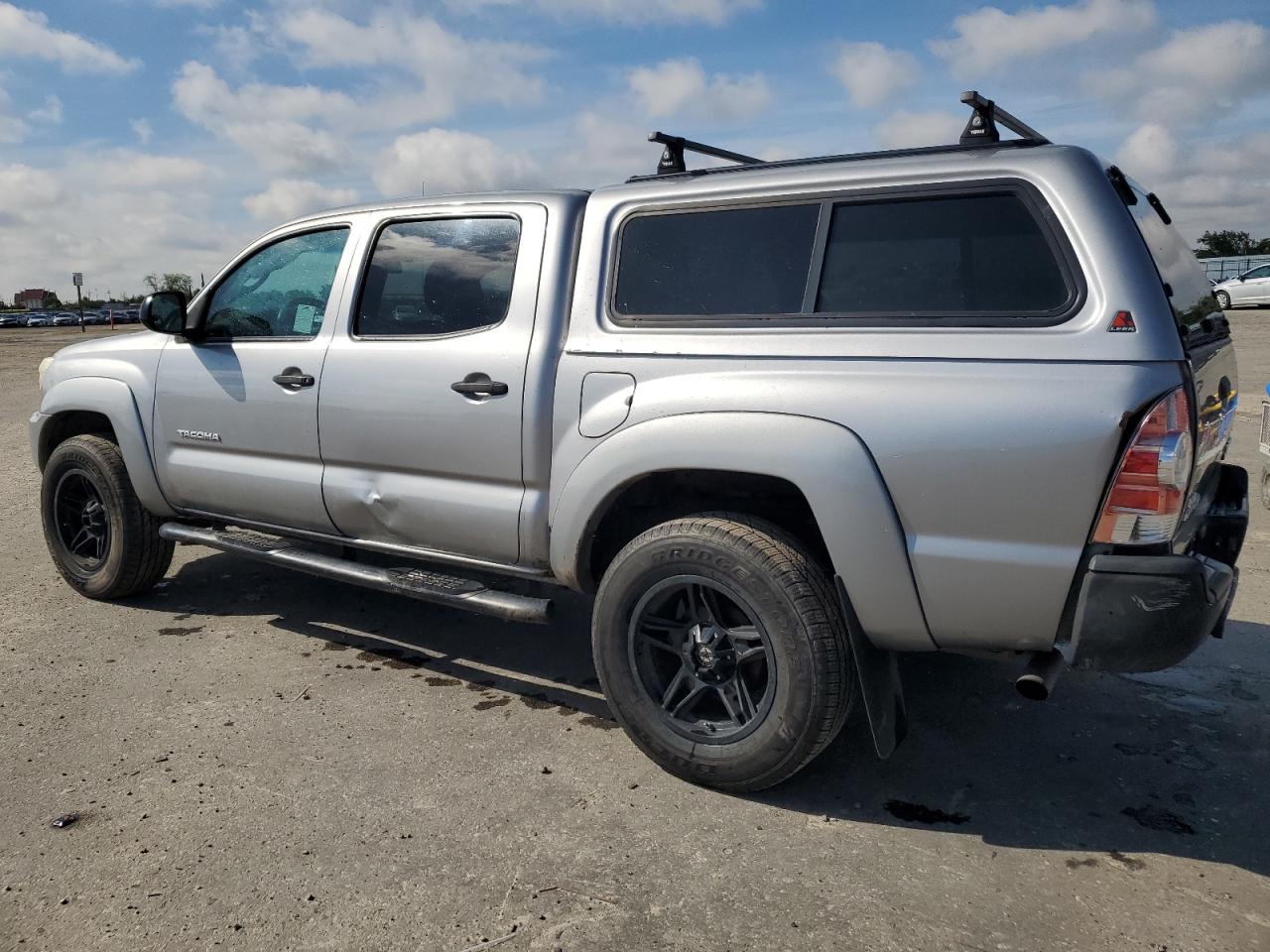 Photo 1 VIN: 3TMJU4GN2FM178760 - TOYOTA TACOMA 