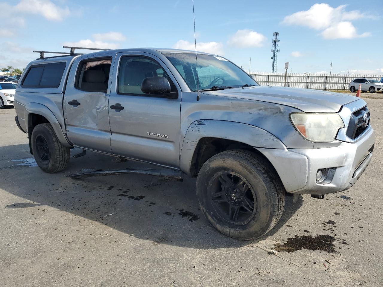 Photo 3 VIN: 3TMJU4GN2FM178760 - TOYOTA TACOMA 