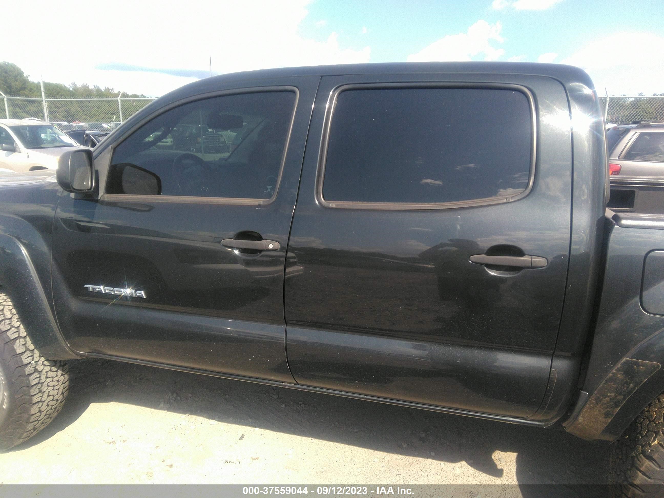 Photo 13 VIN: 3TMJU4GN3AM101050 - TOYOTA TACOMA 