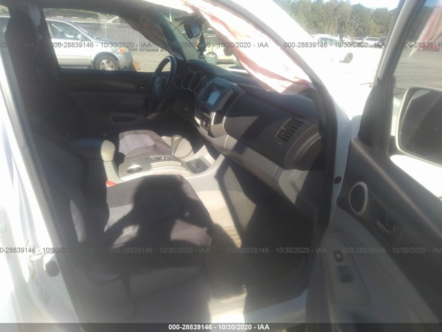 Photo 4 VIN: 3TMJU4GN4AM101879 - TOYOTA TACOMA 