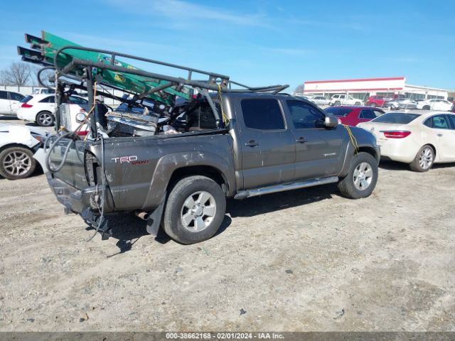 Photo 3 VIN: 3TMJU4GN4BM117551 - TOYOTA TACOMA 