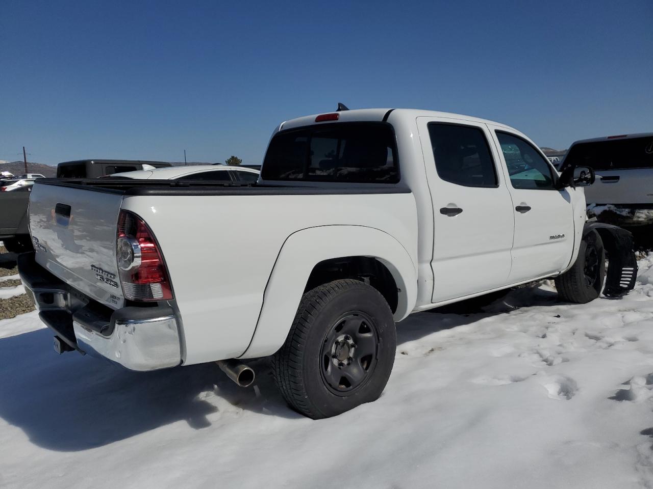 Photo 2 VIN: 3TMJU4GN4CM135369 - TOYOTA TACOMA 