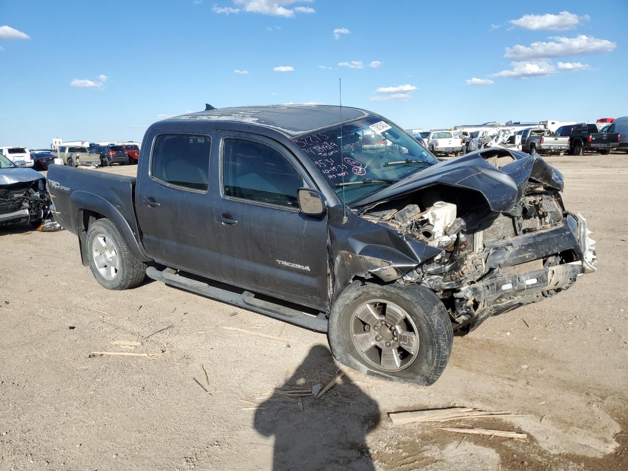 Photo 3 VIN: 3TMJU4GN4EM159531 - TOYOTA TACOMA 