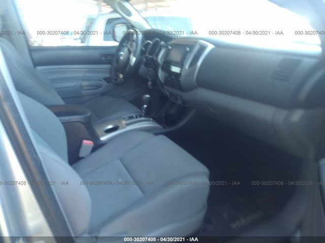 Photo 4 VIN: 3TMJU4GN4EM166365 - TOYOTA TACOMA 