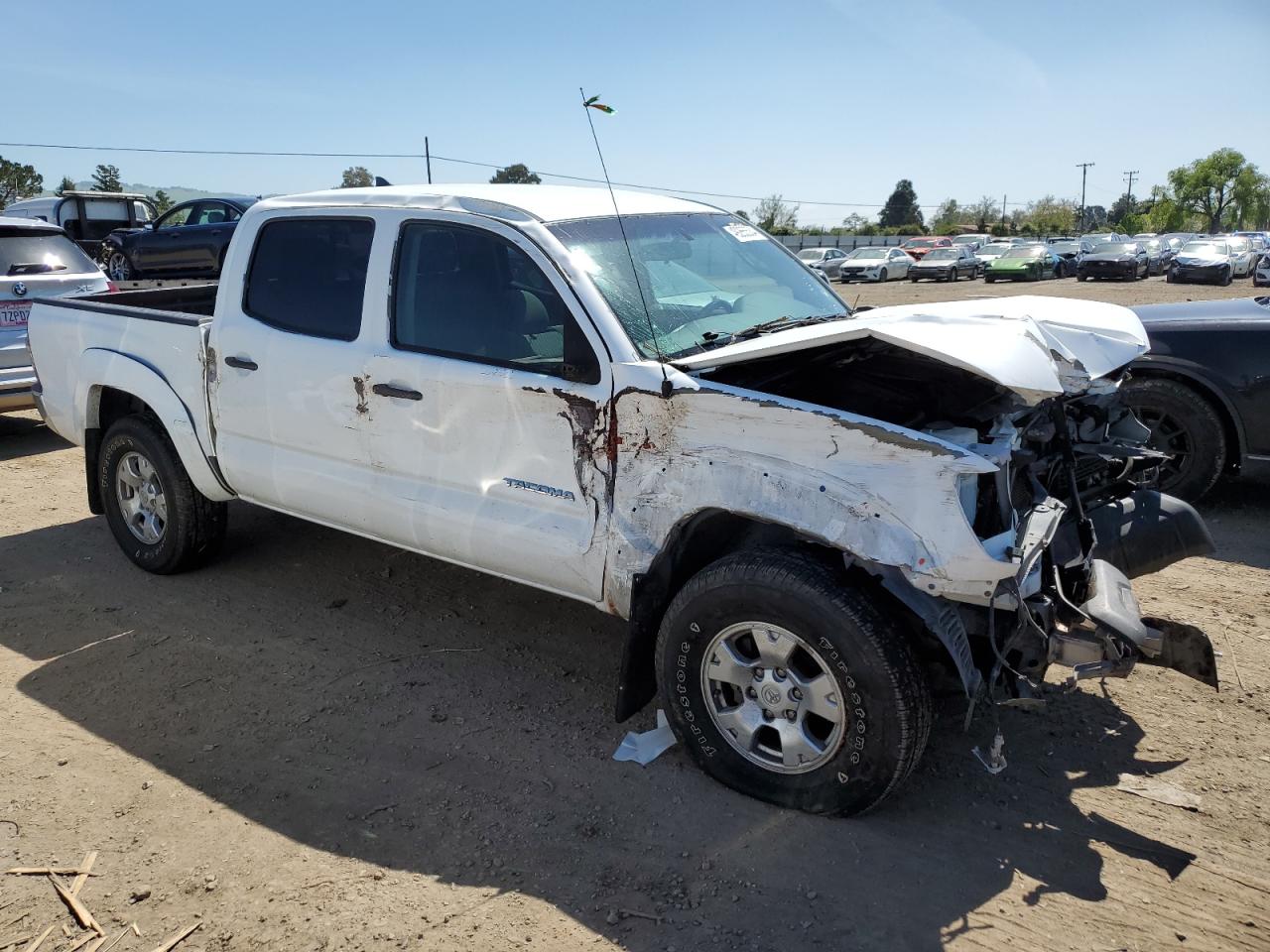 Photo 3 VIN: 3TMJU4GN4EM168715 - TOYOTA TACOMA 