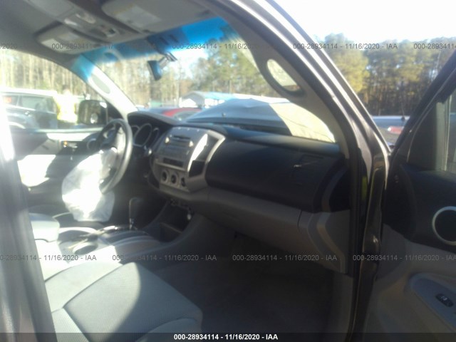 Photo 4 VIN: 3TMJU4GN5AM106928 - TOYOTA TACOMA 