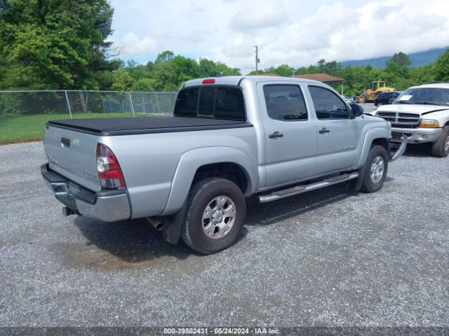 Photo 3 VIN: 3TMJU4GN5CM138104 - TOYOTA TACOMA 