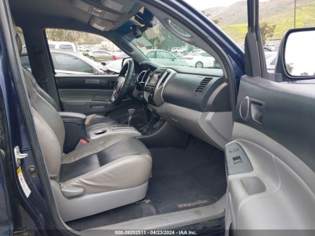 Photo 4 VIN: 3TMJU4GN7DM139417 - TOYOTA TACOMA 