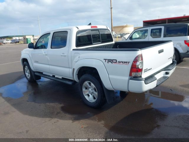 Photo 2 VIN: 3TMJU4GN7FM176616 - TOYOTA TACOMA 