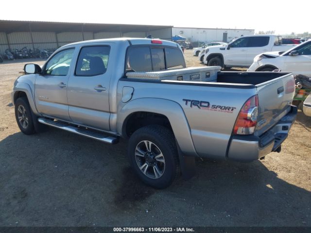 Photo 2 VIN: 3TMJU4GN8FM187804 - TOYOTA TACOMA 