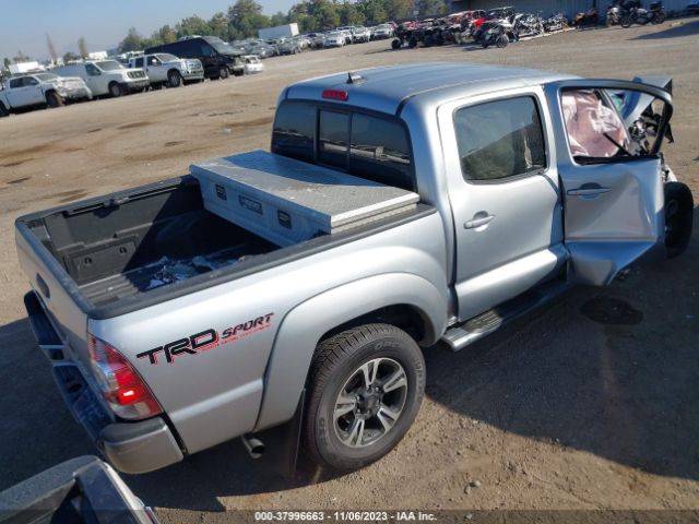 Photo 3 VIN: 3TMJU4GN8FM187804 - TOYOTA TACOMA 