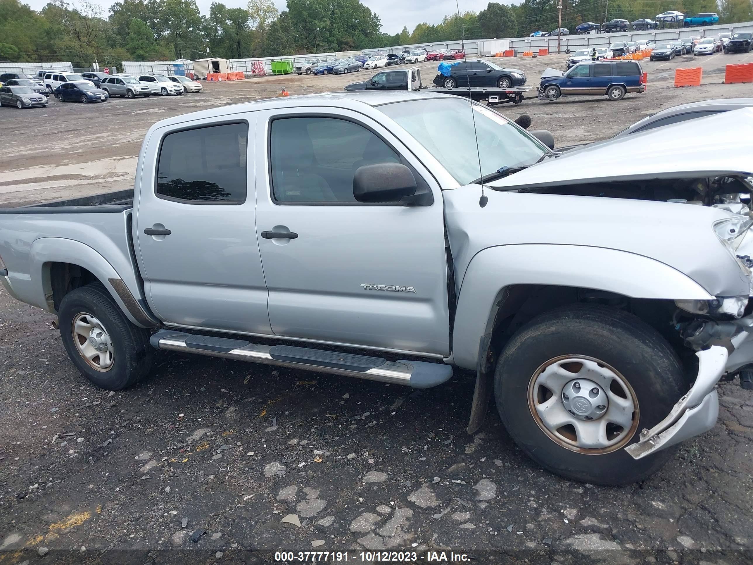 Photo 12 VIN: 3TMJU4GN9BM125614 - TOYOTA TACOMA 