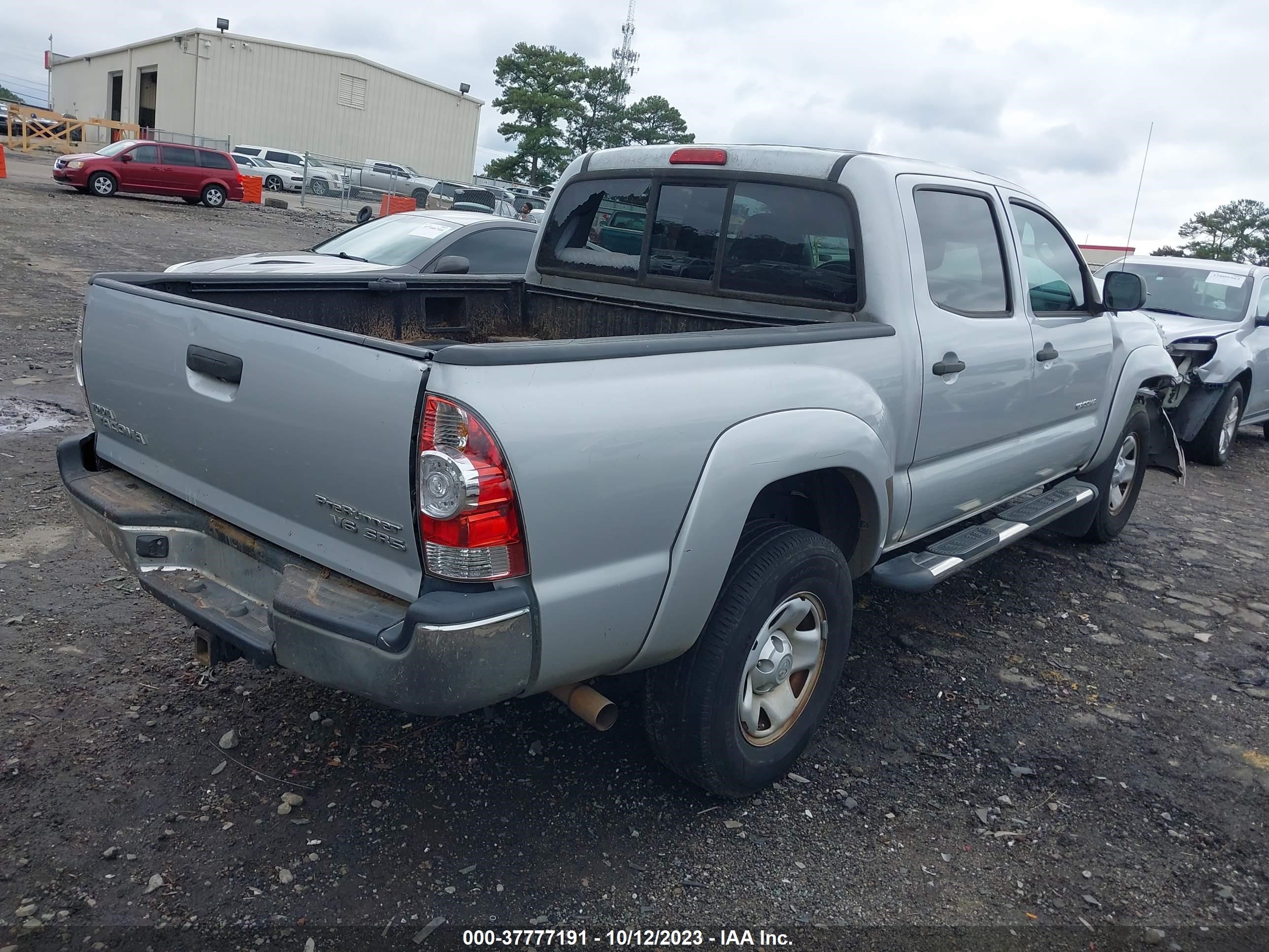 Photo 3 VIN: 3TMJU4GN9BM125614 - TOYOTA TACOMA 