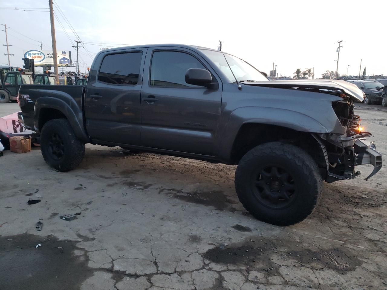 Photo 3 VIN: 3TMJU4GNXAM096235 - TOYOTA TACOMA 