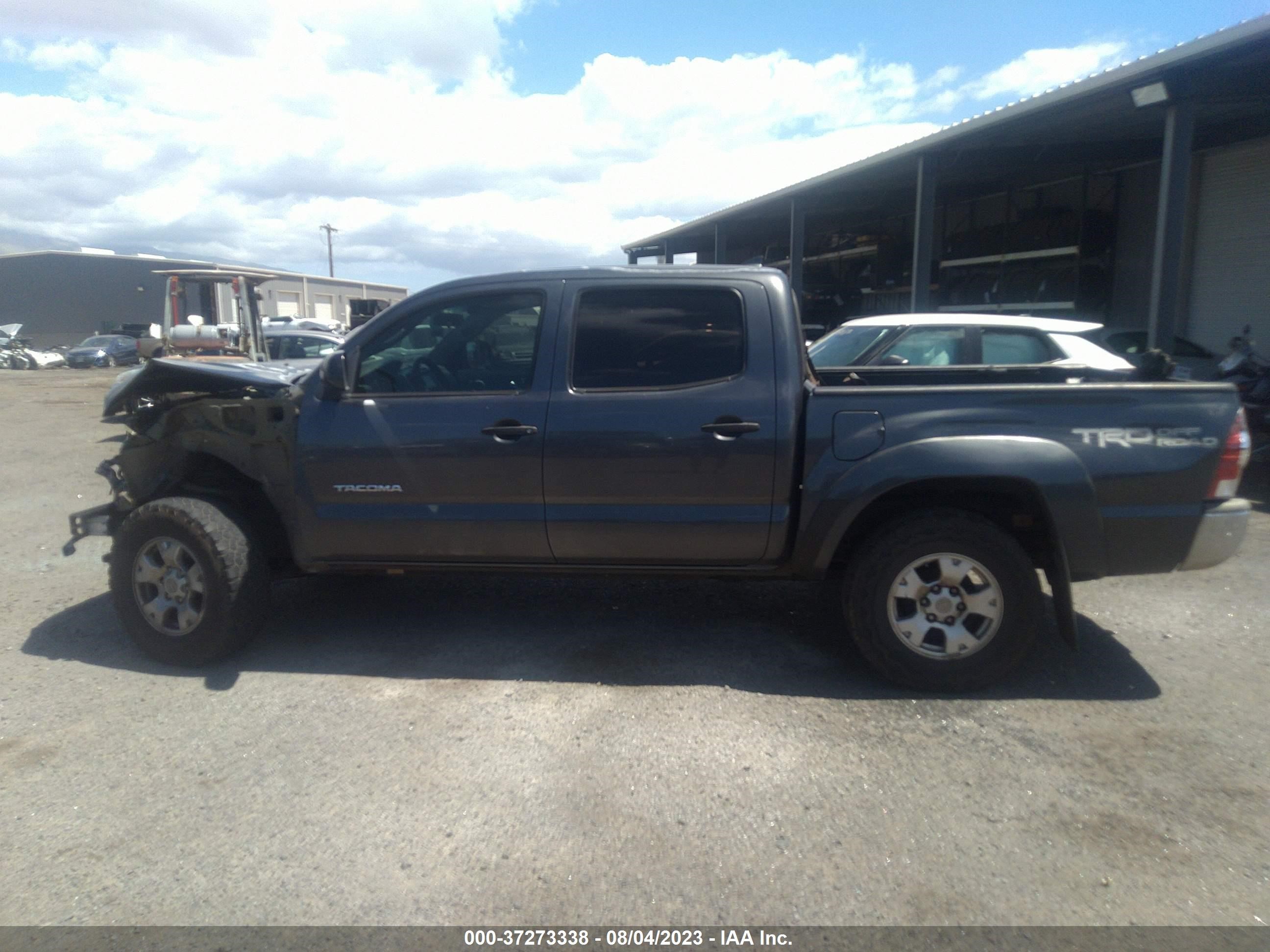 Photo 13 VIN: 3TMJU4GNXFM178599 - TOYOTA TACOMA 