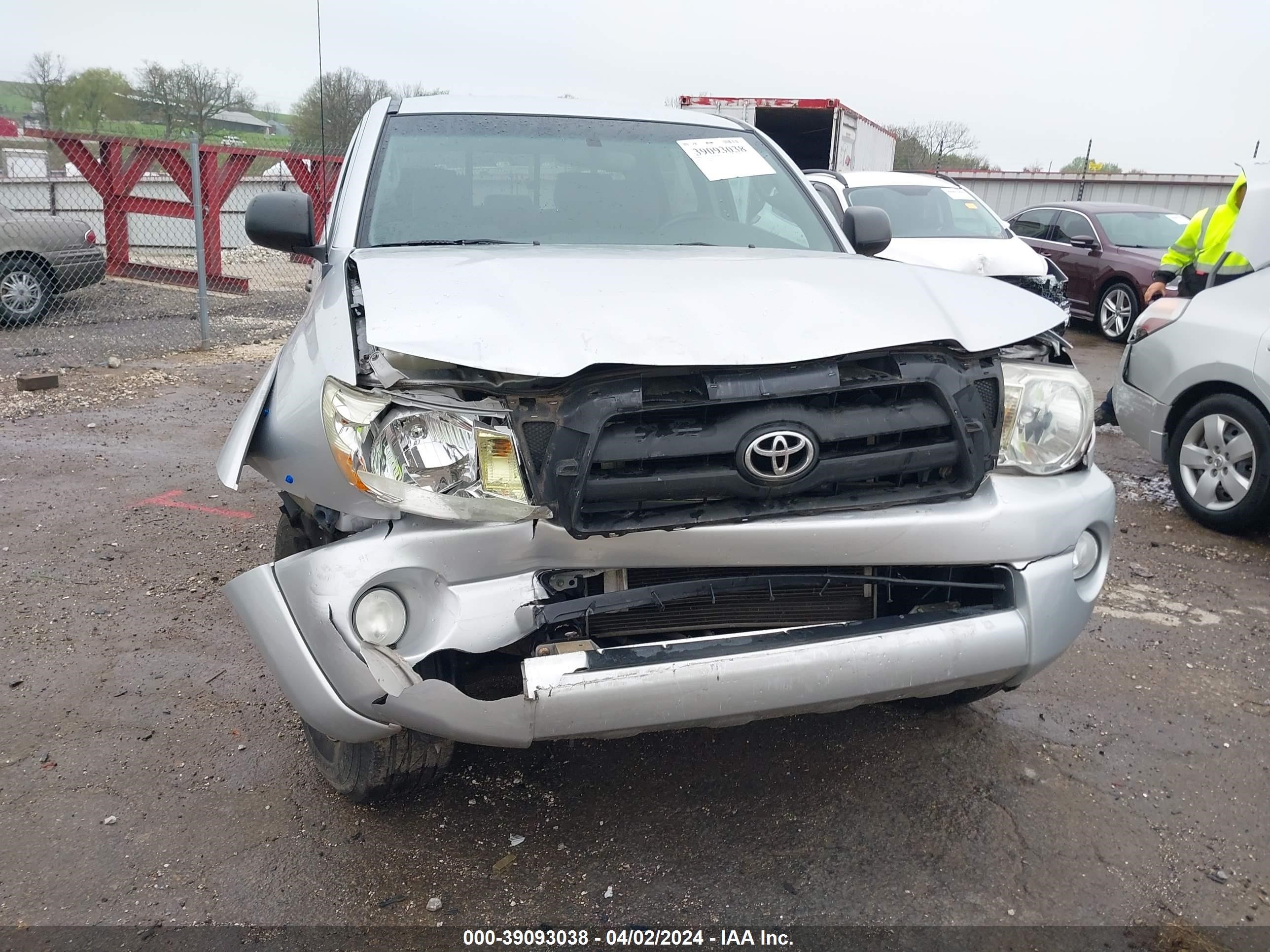 Photo 5 VIN: 3TMJU62N18M061550 - TOYOTA TACOMA 