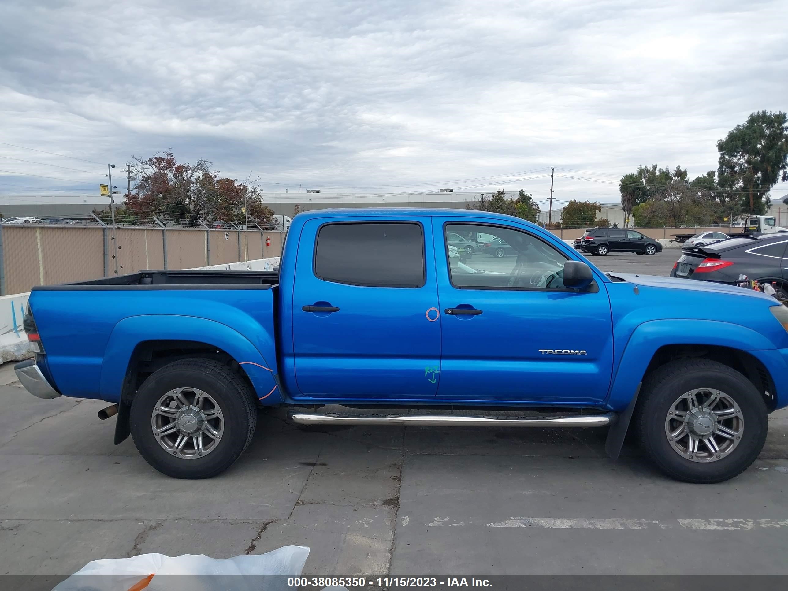 Photo 12 VIN: 3TMJU62N19M074218 - TOYOTA TACOMA 