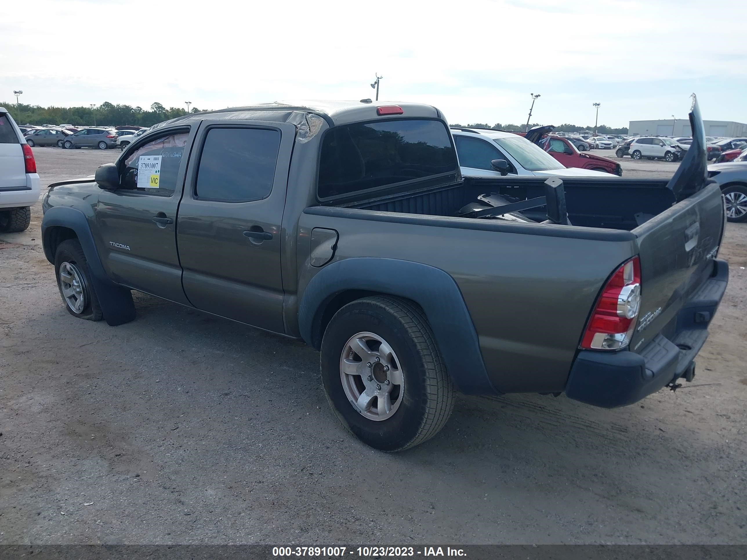 Photo 2 VIN: 3TMJU62N19M079628 - TOYOTA TACOMA 