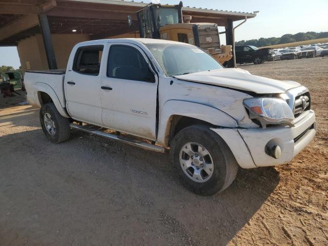 Photo 3 VIN: 3TMJU62N28M058236 - TOYOTA TACOMA 