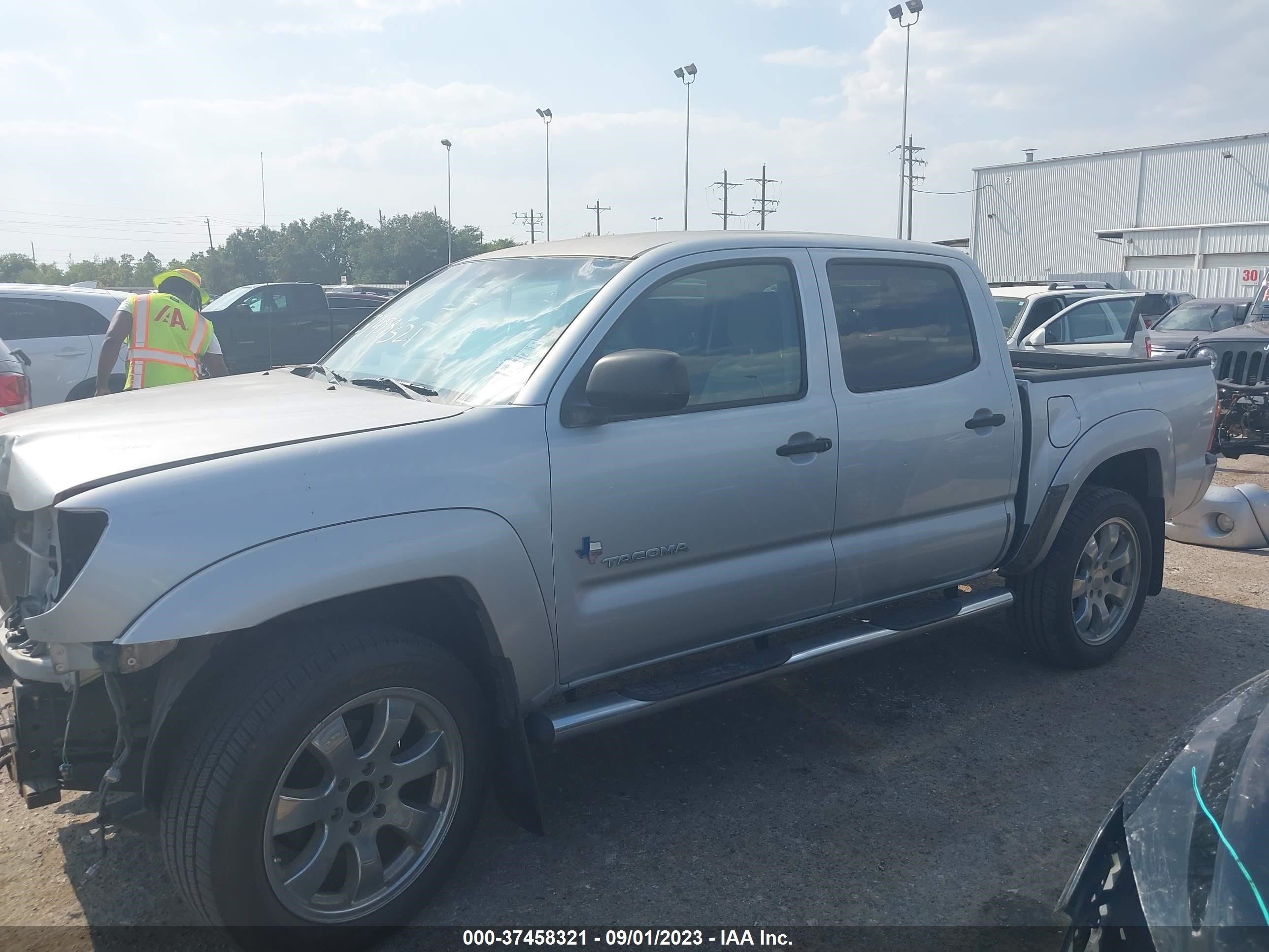 Photo 14 VIN: 3TMJU62N38M050016 - TOYOTA TACOMA 