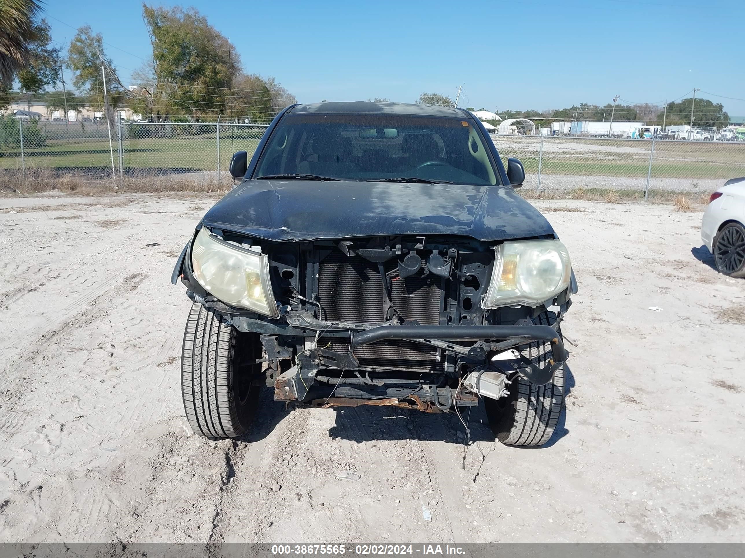 Photo 11 VIN: 3TMJU62N39M077914 - TOYOTA TACOMA 