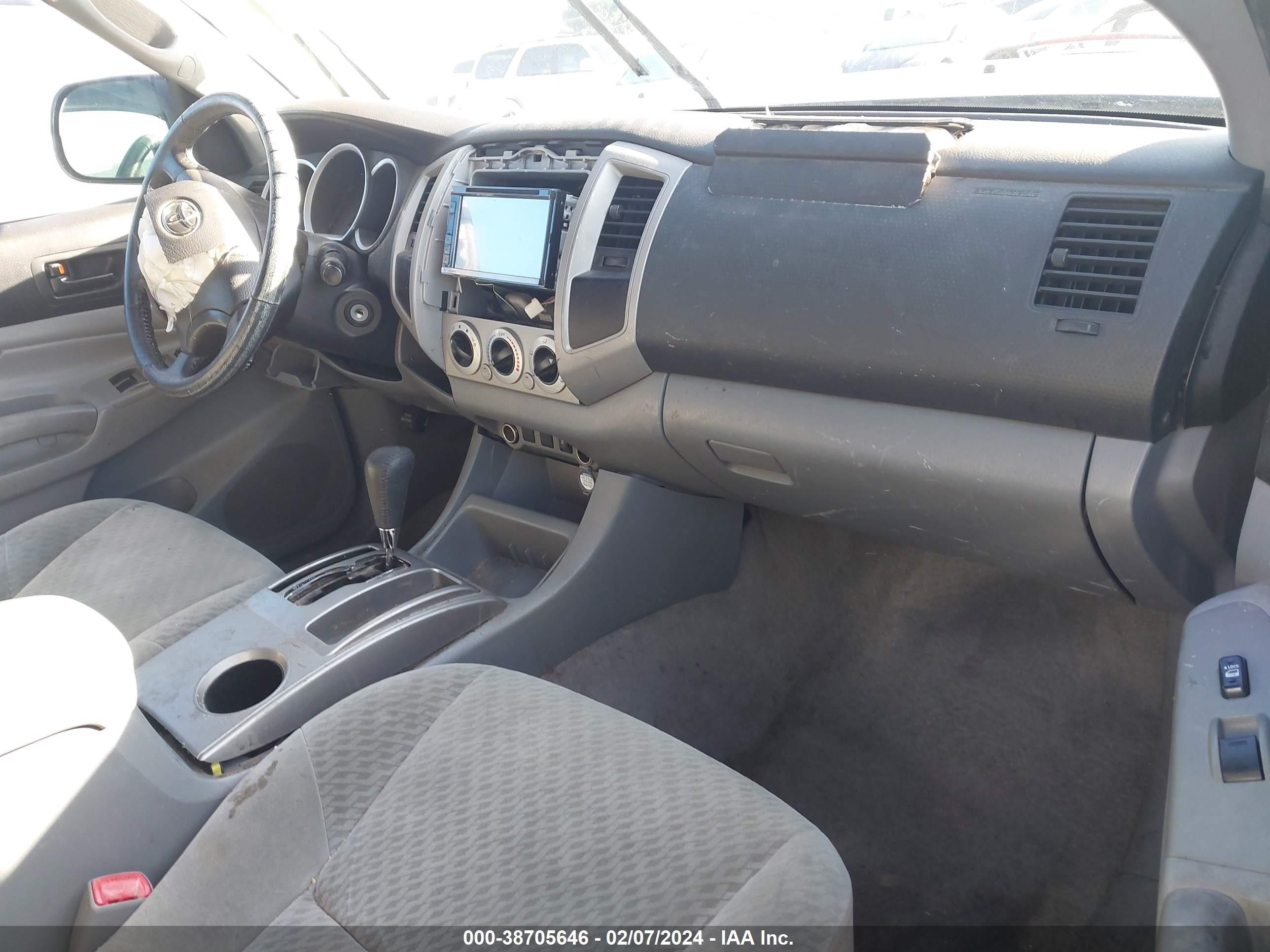 Photo 4 VIN: 3TMJU62N49M089599 - TOYOTA TACOMA 