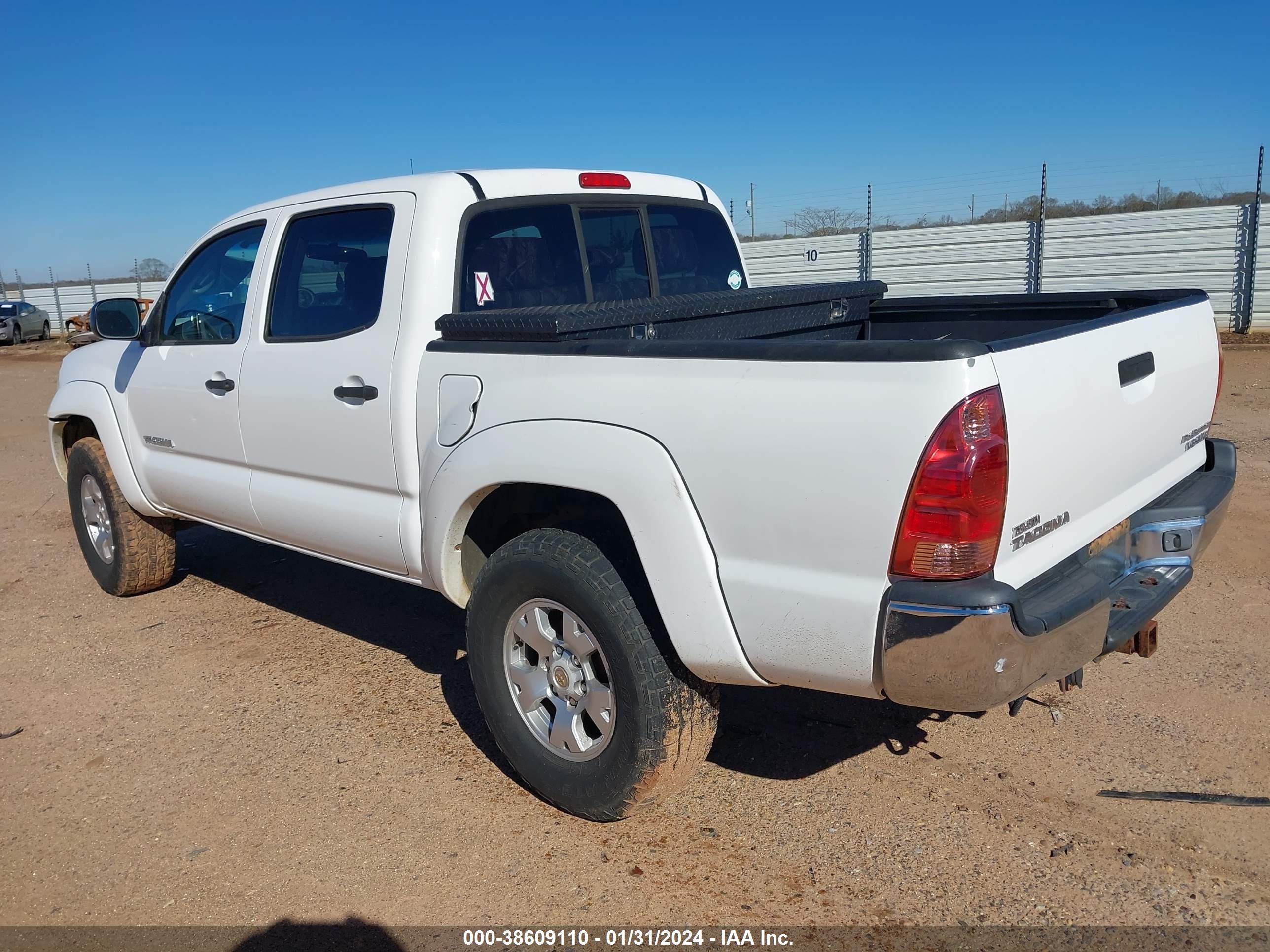 Photo 2 VIN: 3TMJU62N56M025275 - TOYOTA TACOMA 