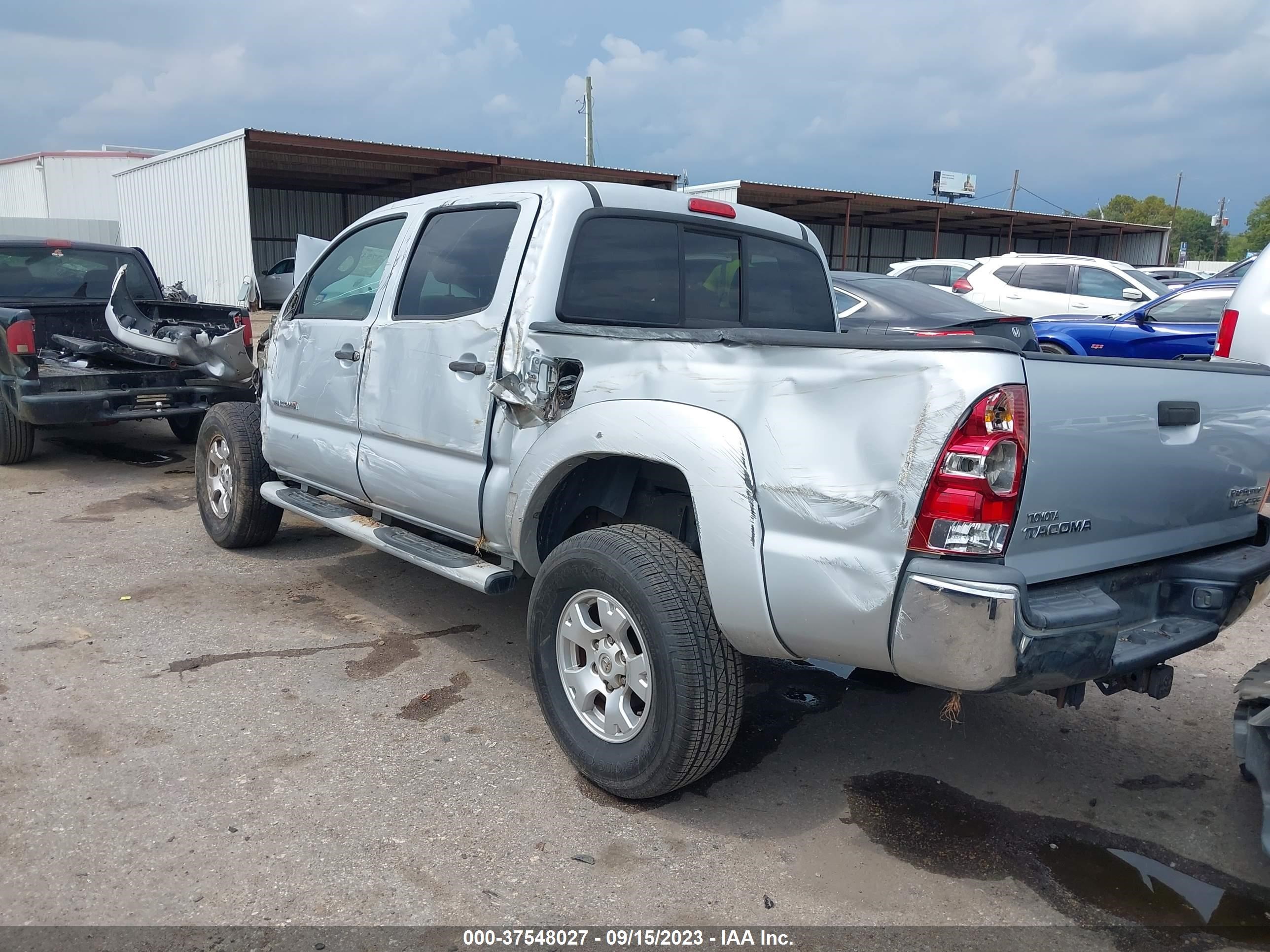 Photo 2 VIN: 3TMJU62N65M005048 - TOYOTA TACOMA 