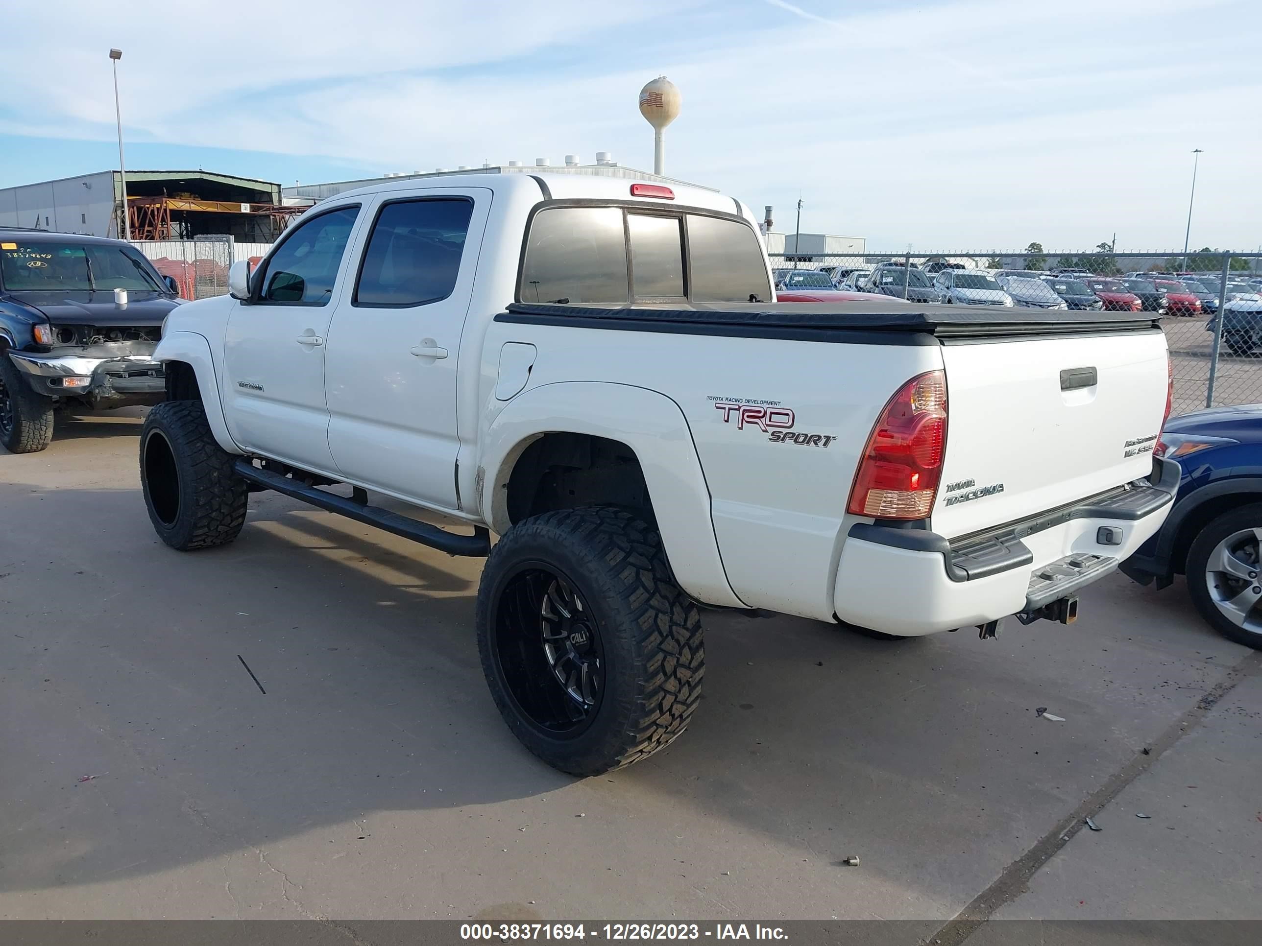 Photo 2 VIN: 3TMJU62N66M009232 - TOYOTA TACOMA 