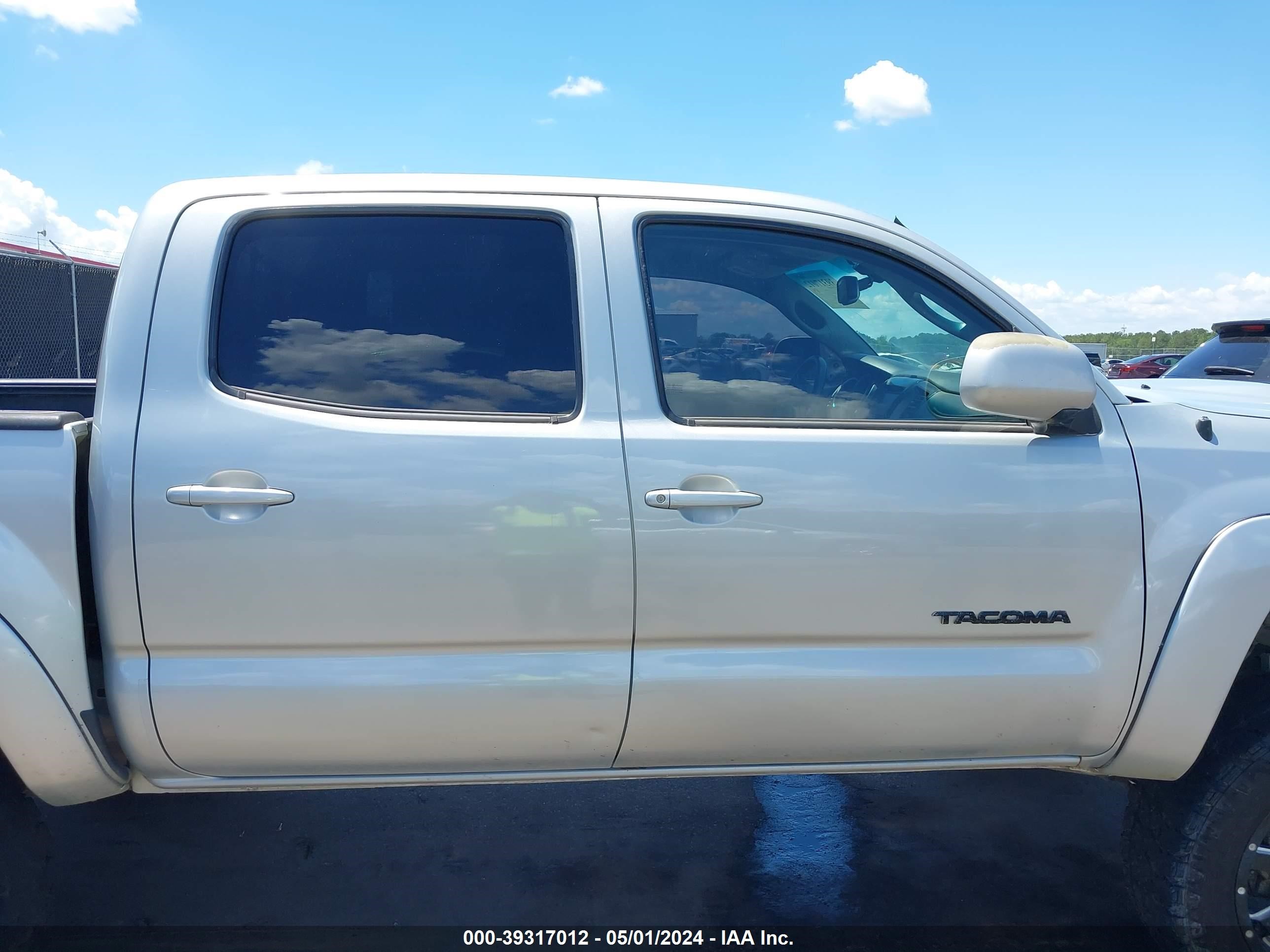 Photo 12 VIN: 3TMJU62N69M072402 - TOYOTA TACOMA 