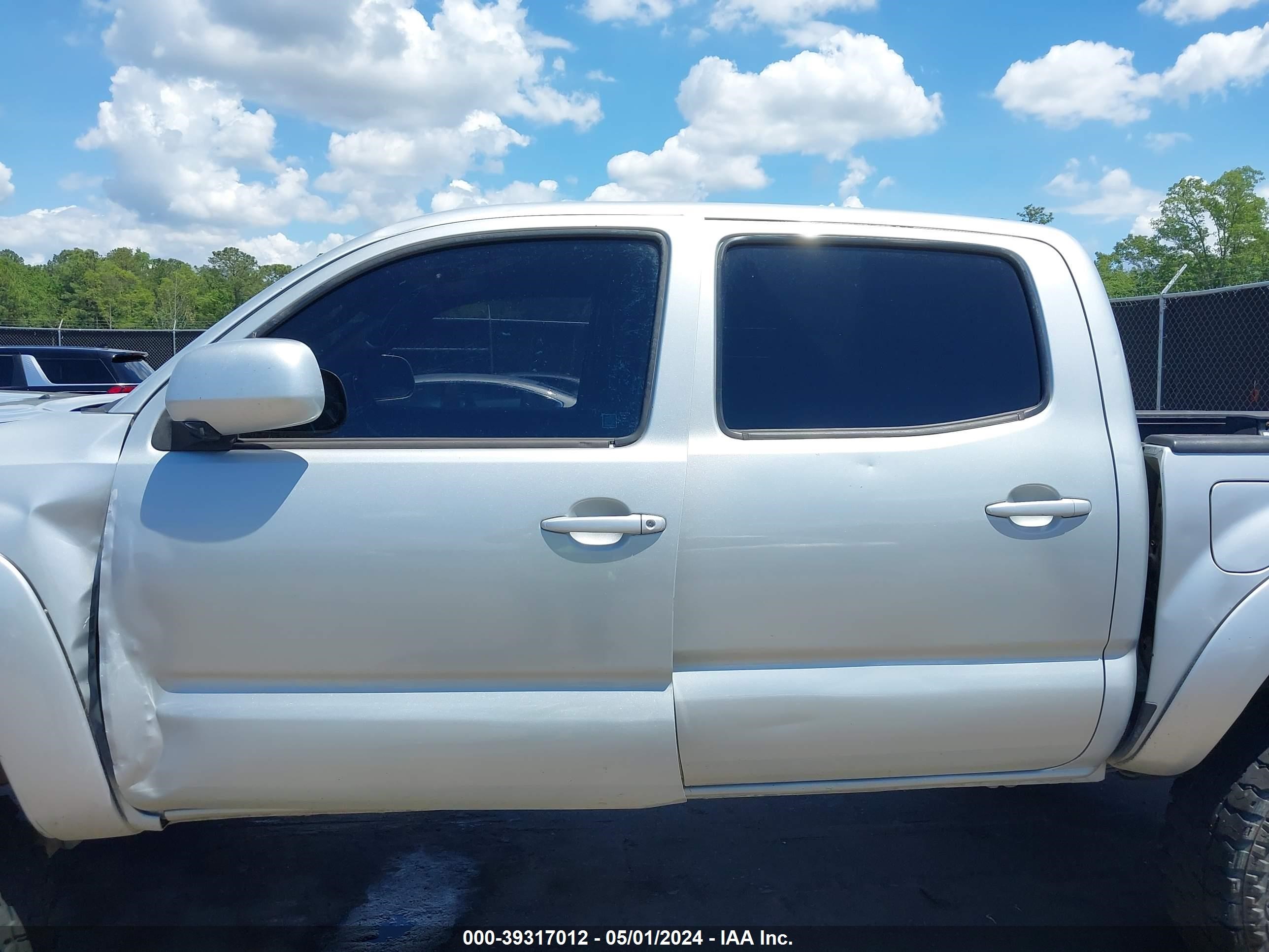 Photo 13 VIN: 3TMJU62N69M072402 - TOYOTA TACOMA 