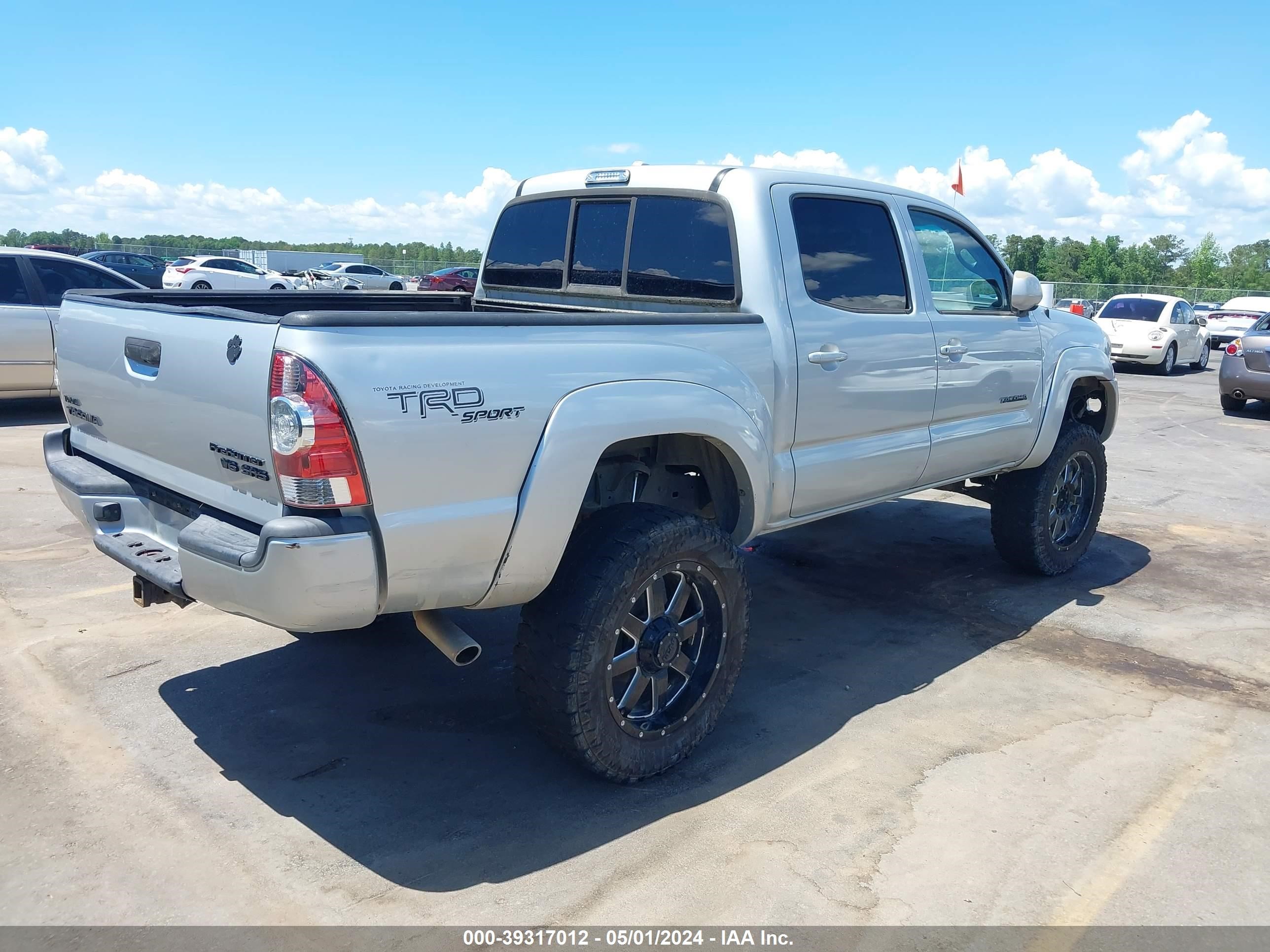 Photo 3 VIN: 3TMJU62N69M072402 - TOYOTA TACOMA 