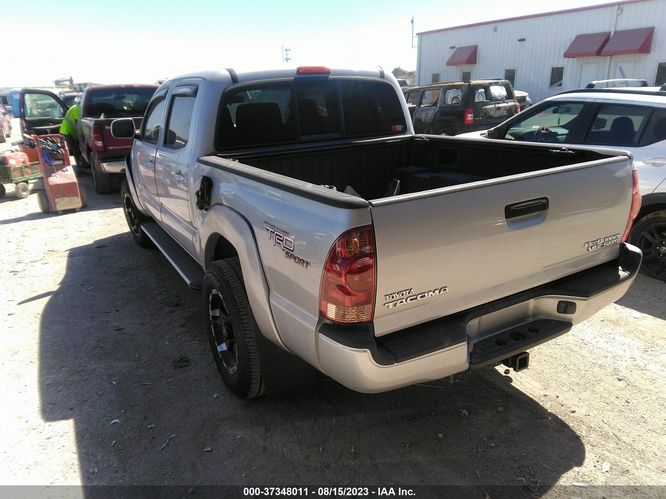 Photo 2 VIN: 3TMJU62N77M032164 - TOYOTA TACOMA 