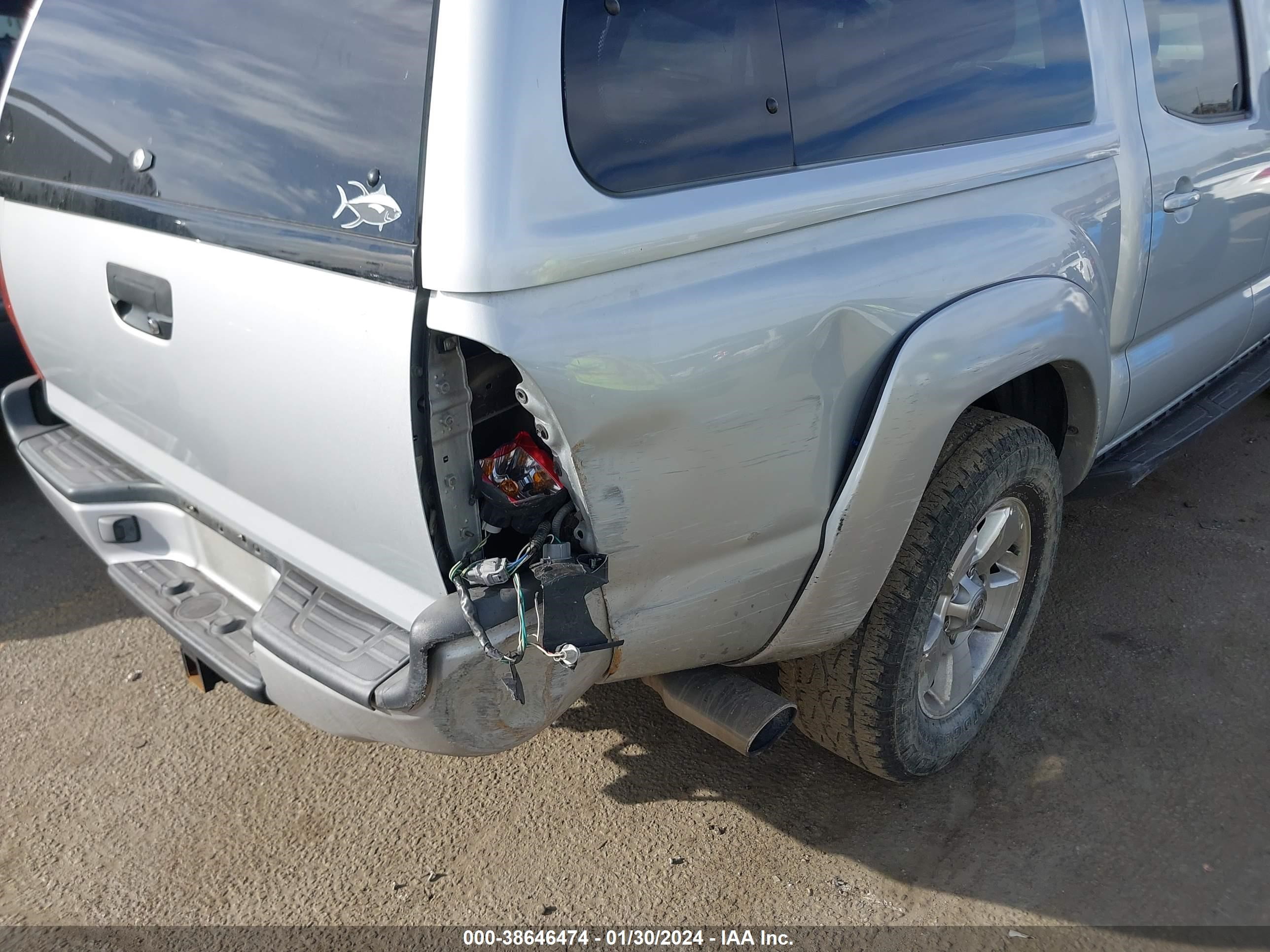 Photo 5 VIN: 3TMJU62N85M005780 - TOYOTA TACOMA 