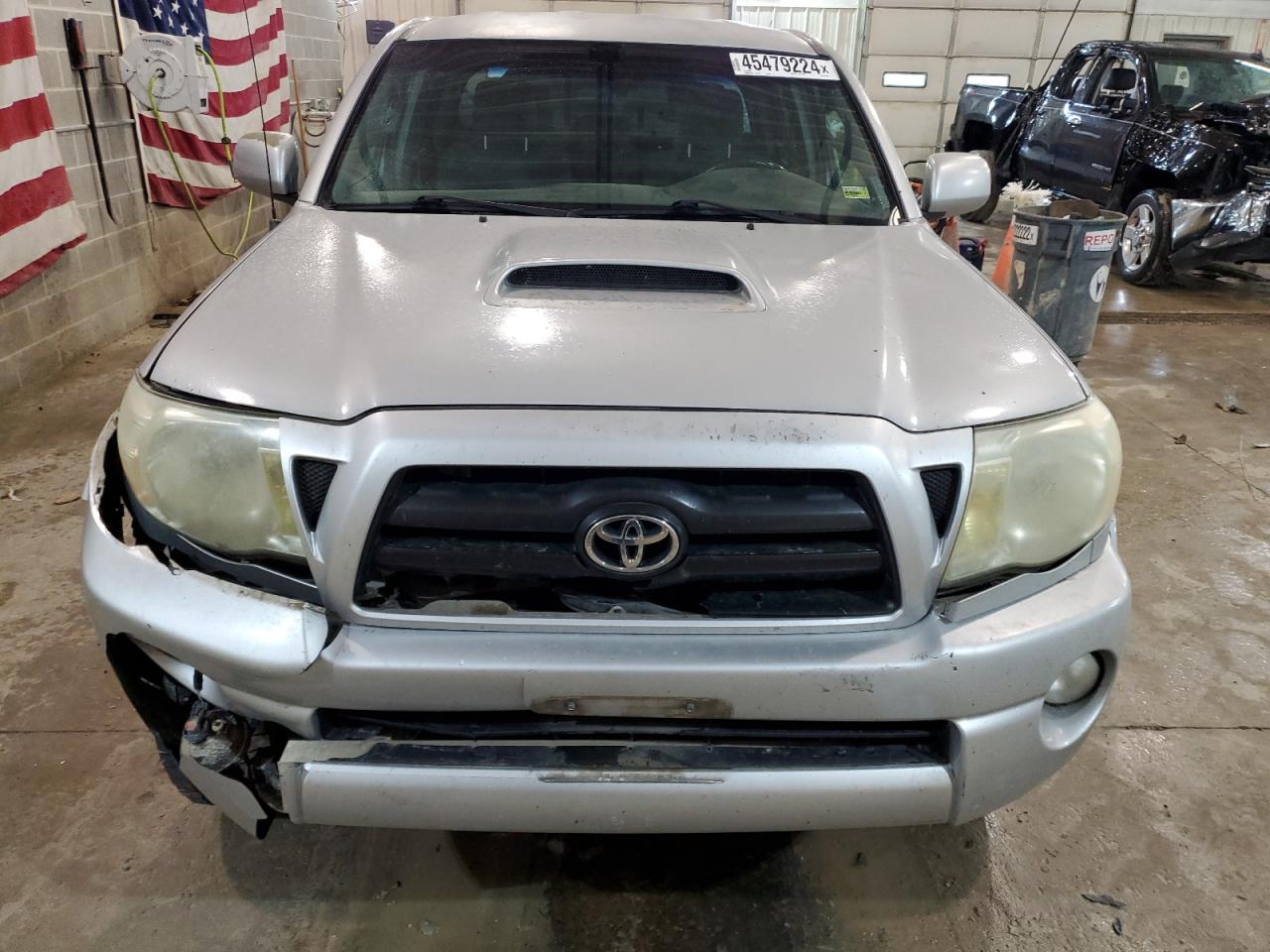 Photo 4 VIN: 3TMJU62N88M052540 - TOYOTA TACOMA 