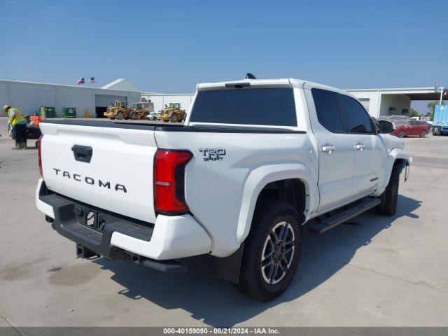 Photo 3 VIN: 3TMKB5FN6RM001537 - TOYOTA TACOMA 