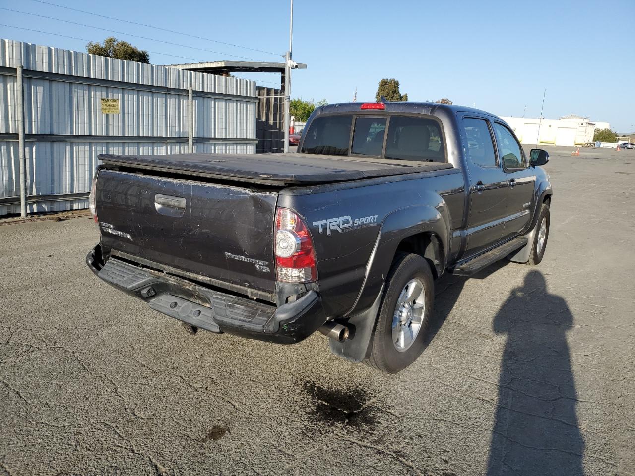 Photo 2 VIN: 3TMKU4HN1FM044759 - TOYOTA TACOMA 