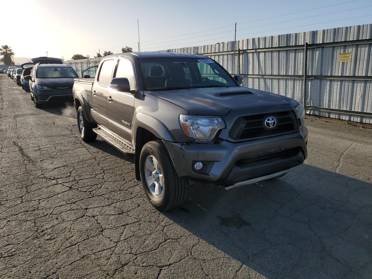 Photo 3 VIN: 3TMKU4HN1FM044759 - TOYOTA TACOMA 