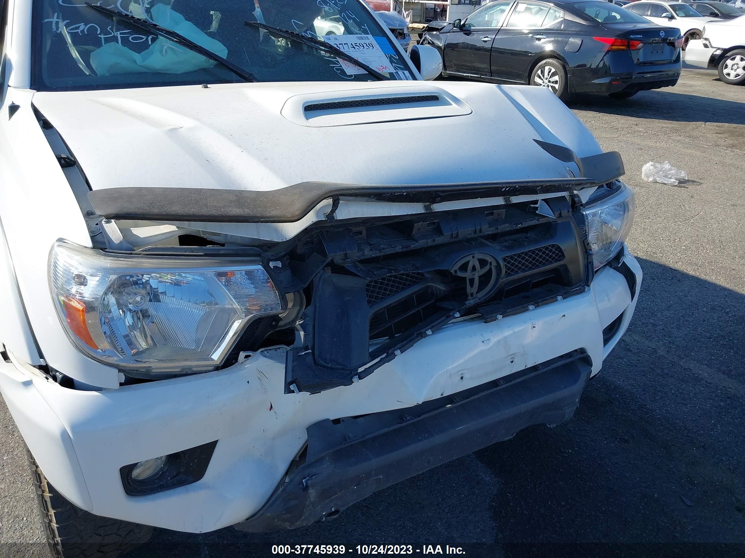 Photo 5 VIN: 3TMKU4HN1FM045037 - TOYOTA TACOMA 