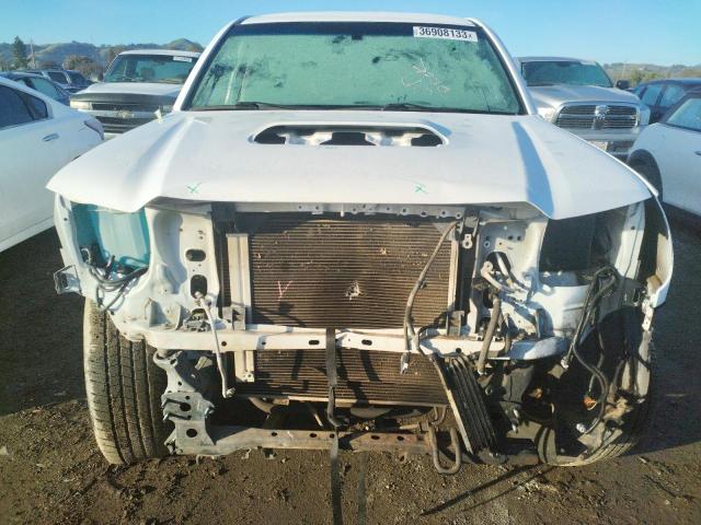 Photo 4 VIN: 3TMKU4HN7EM040469 - TOYOTA TACOMA DOU 