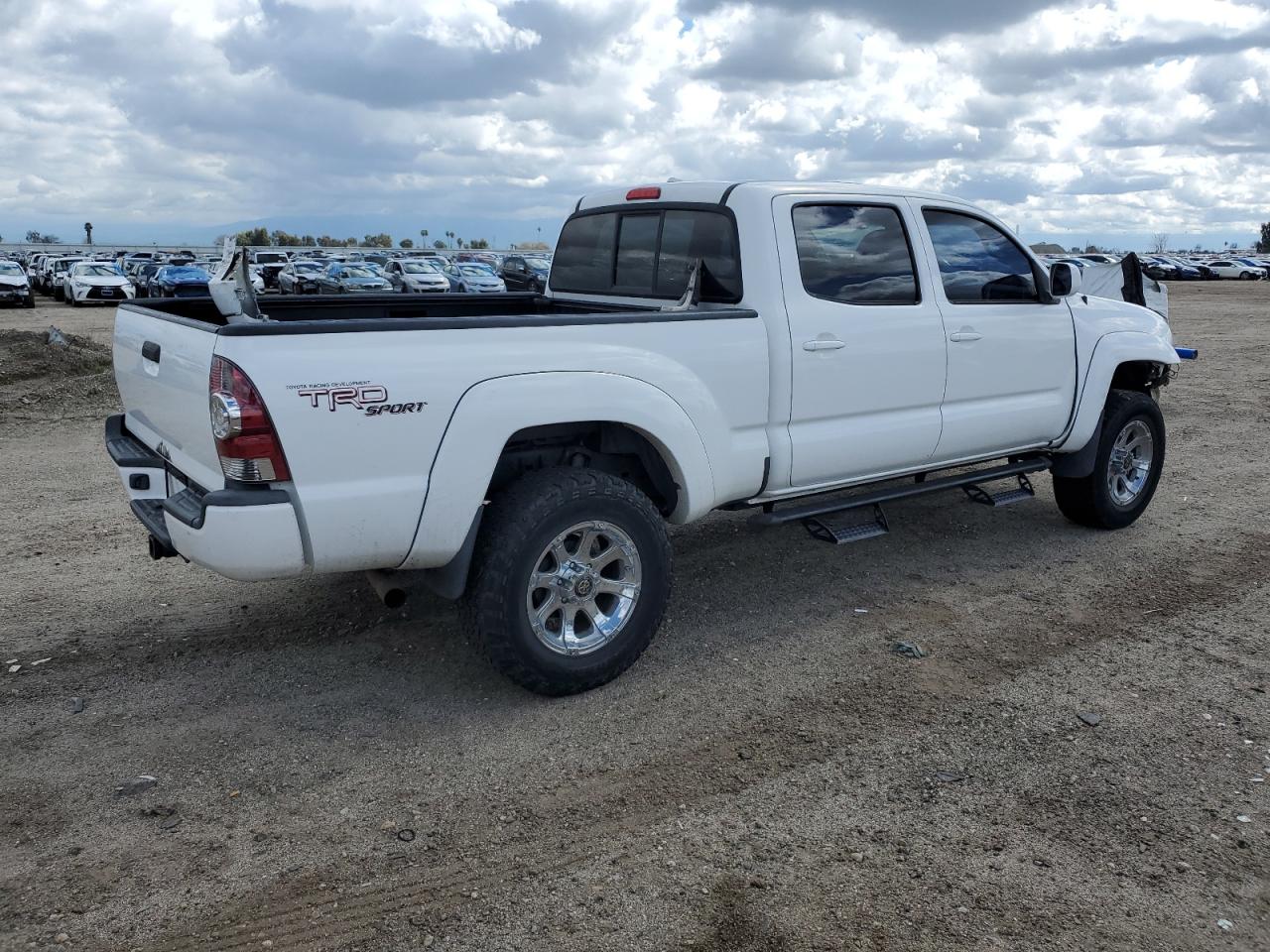 Photo 2 VIN: 3TMKU4HN8AM024386 - TOYOTA TACOMA 