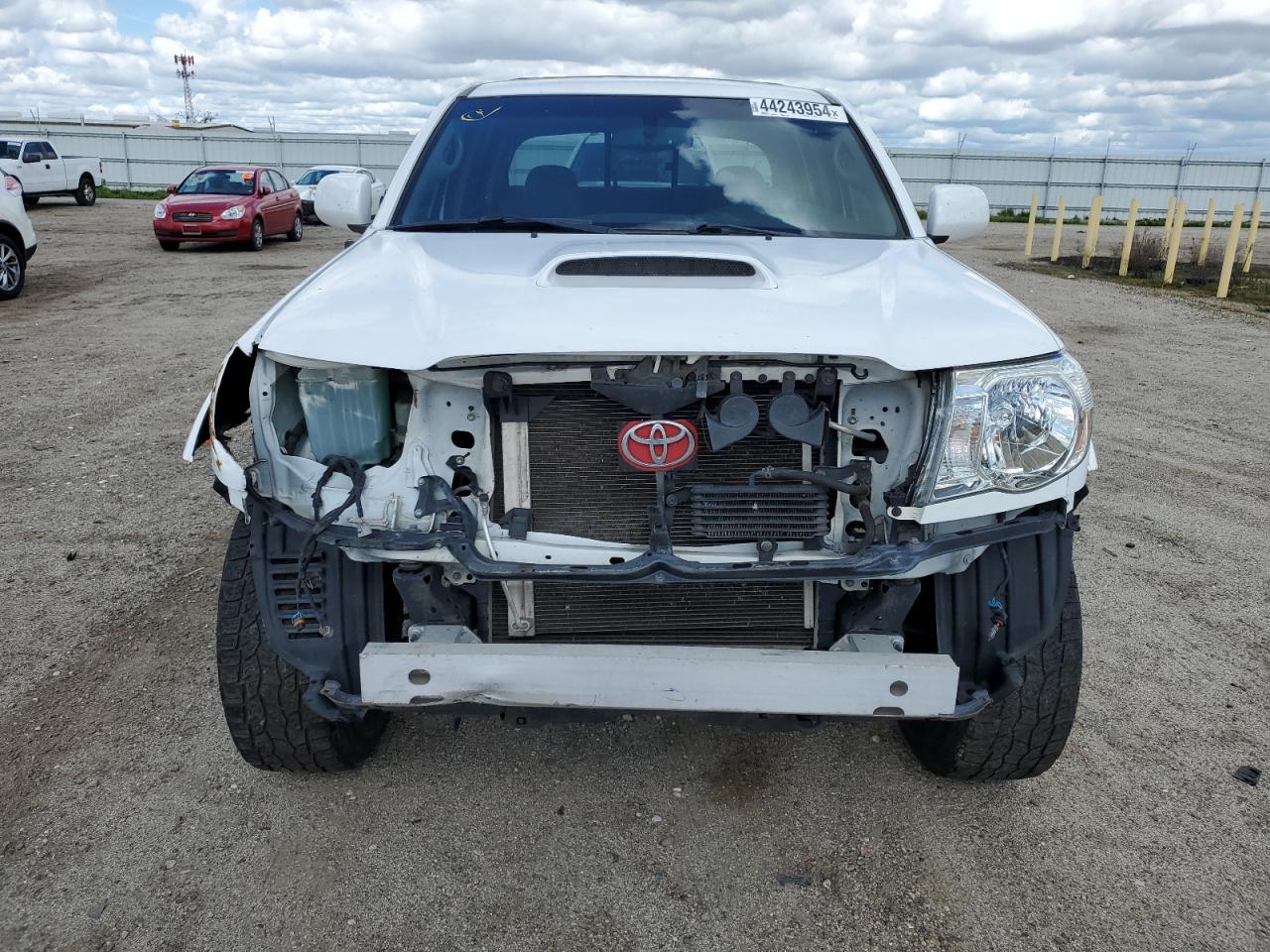 Photo 4 VIN: 3TMKU4HN8AM024386 - TOYOTA TACOMA 