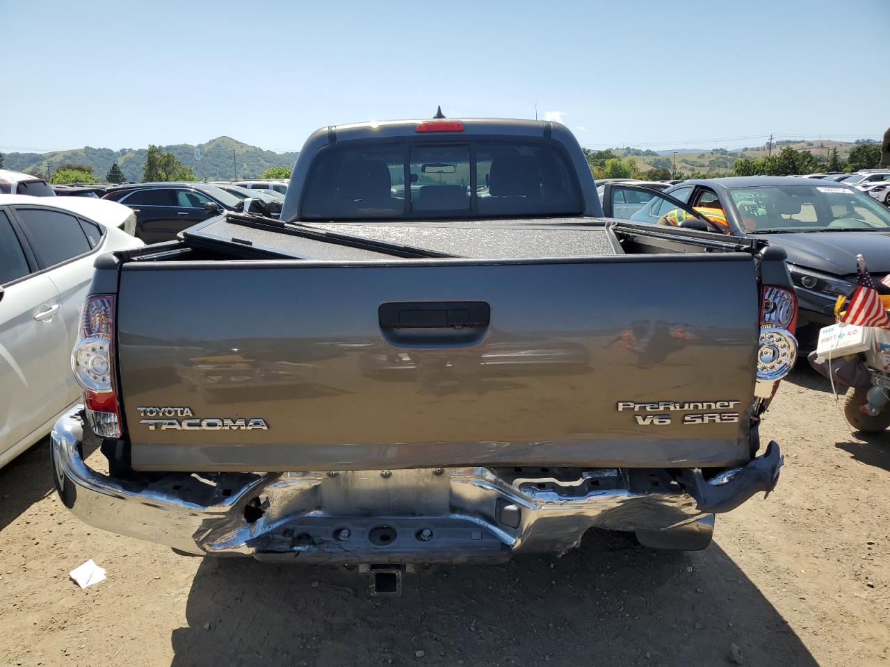 Photo 5 VIN: 3TMKU4HN8EM040576 - TOYOTA TACOMA 