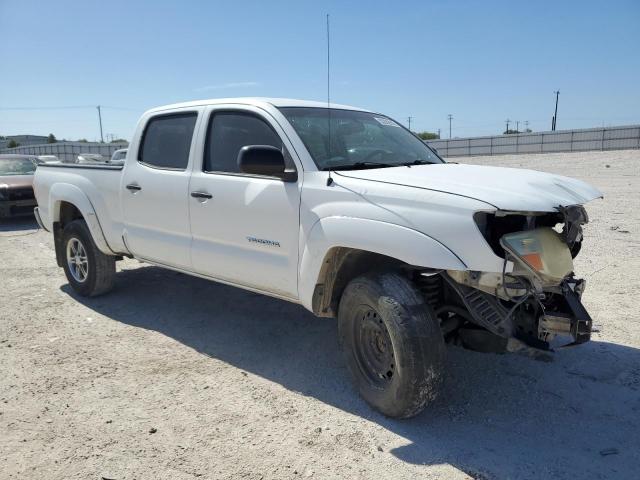 Photo 3 VIN: 3TMKU4HNXAM026611 - TOYOTA TACOMA DOU 