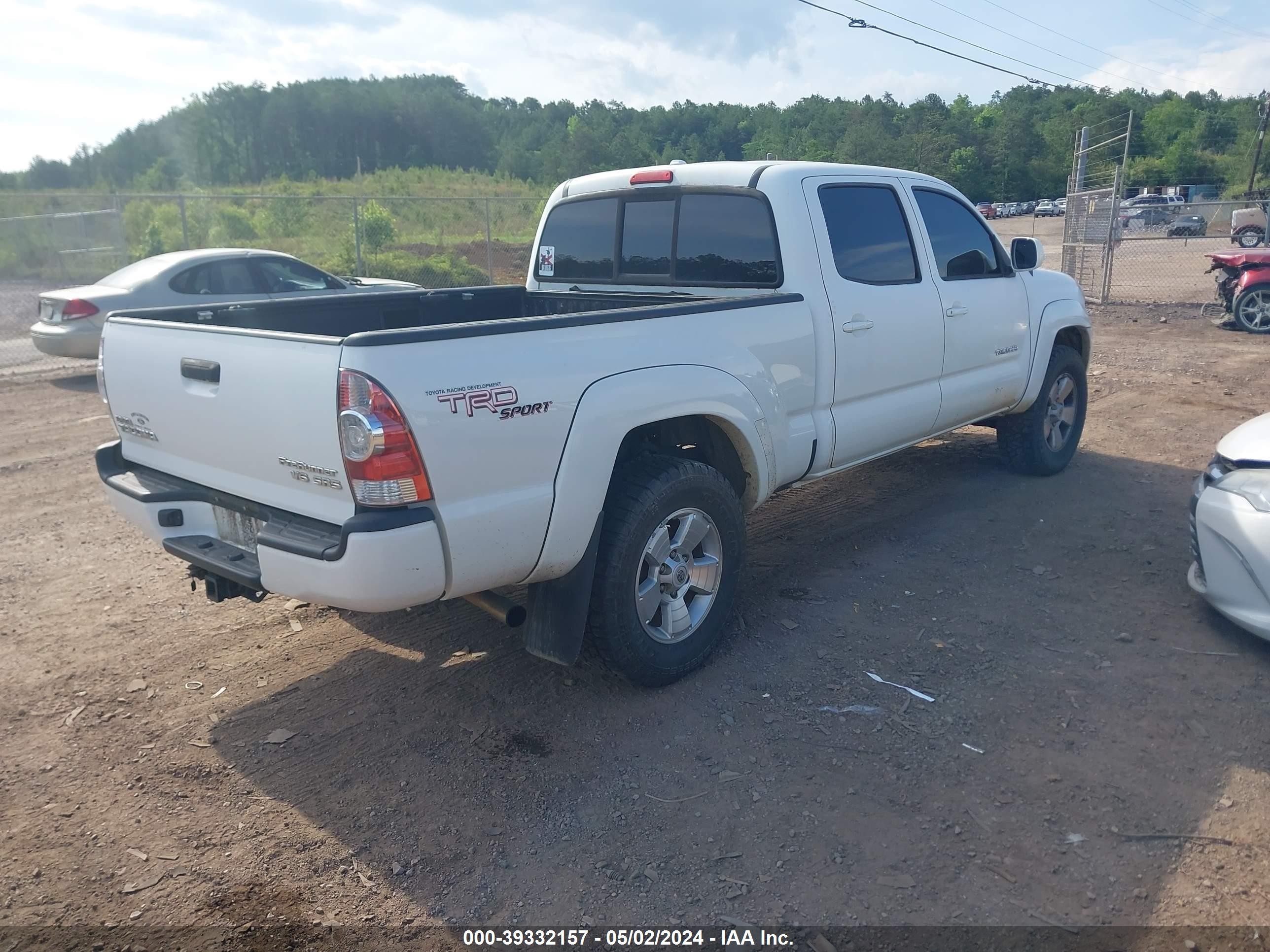 Photo 3 VIN: 3TMKU72N29M018203 - TOYOTA TACOMA 