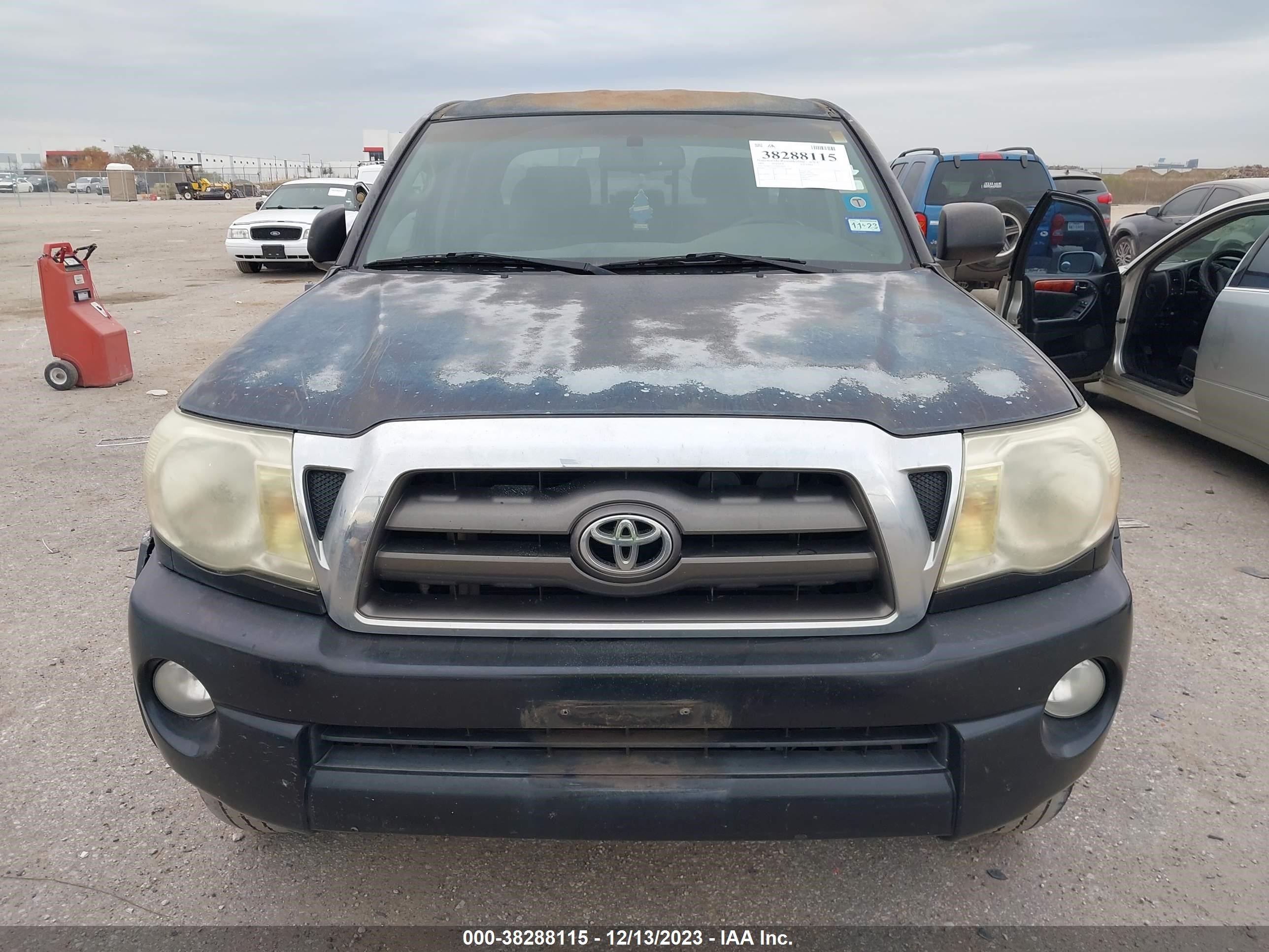 Photo 11 VIN: 3TMKU72N39M019604 - TOYOTA TACOMA 