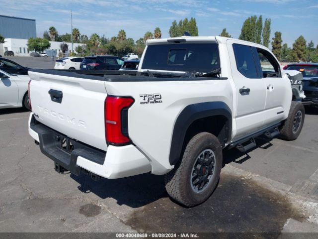 Photo 3 VIN: 3TMLB5JN5RM007664 - TOYOTA TACOMA 