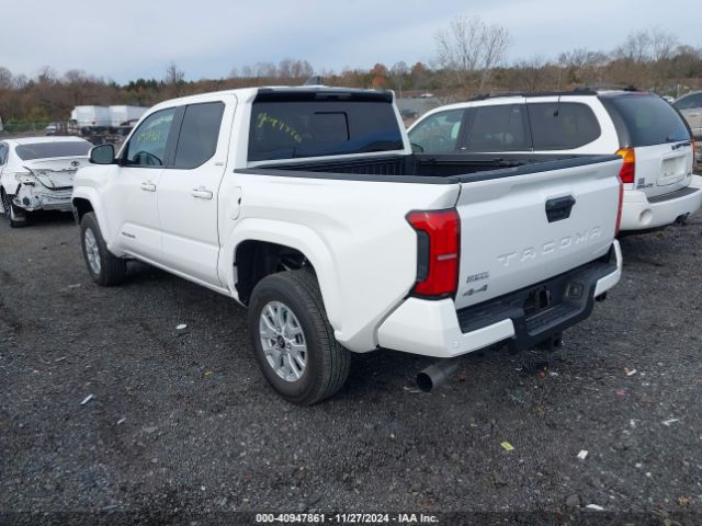 Photo 2 VIN: 3TMLB5JN6RM018107 - TOYOTA TACOMA 